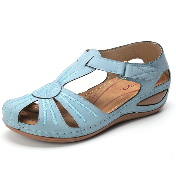 COMFY ELEVATE WEDGE SANDALS